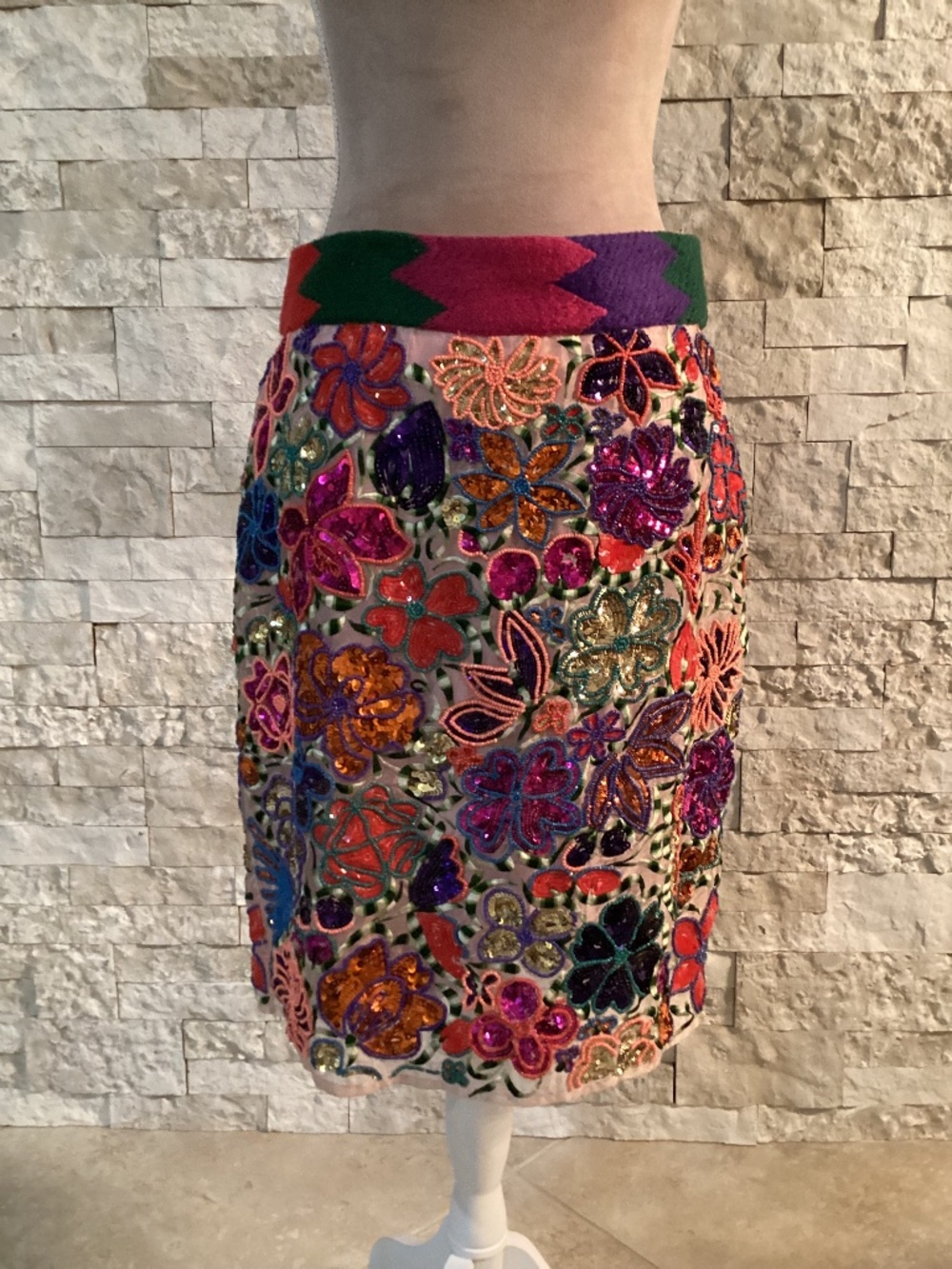 Maeve Anthropologie Palenque Sequin Beaded Floral Pencil Skirt Colorful Size 10